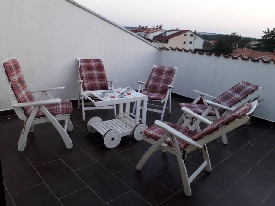 Vila house Divna Valbandon Exteriér fotografie